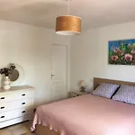 Villa Aux Cypres Du Sud : Et Montagne *