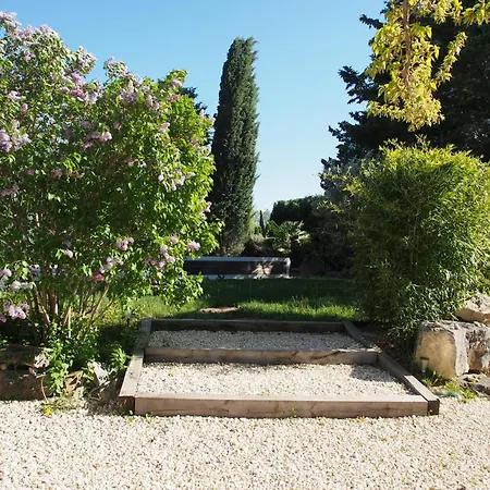 Aux Cypres Du Sud : Et Montagne Logrian-et-Comiac-de-Florian