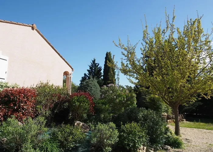 Aux Cyprès Du Sud : Et Montagne Logrian-et-Comiac-de-Florian