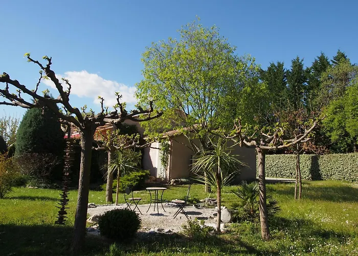 Villa Aux Cyprès Du Sud : Et Montagne Logrian-et-Comiac-de-Florian